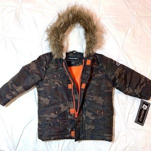 Toddler parka w faux fur hood, camo, 12M, brand new